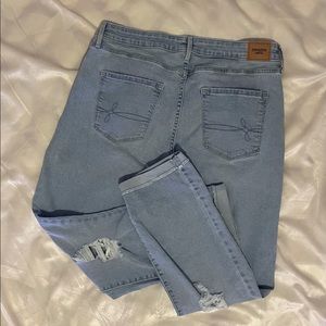 Women’s DENIZEN LEVI’S jeans *****REDUCED PRICE*****